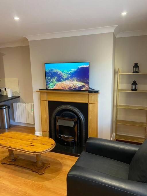 2 Bed Cosy Apartment In Heart Of Mullingar. 외부 사진